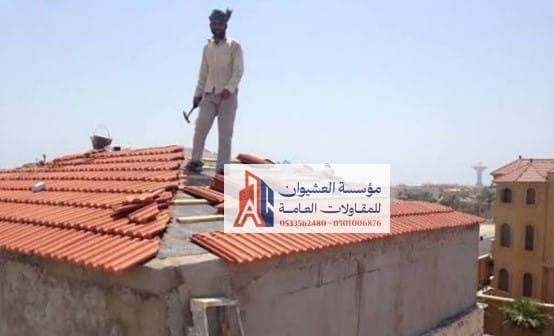 تأسيس الهيكل الحديدي وشبكة الجسور العازلة للأسقف والمجالس